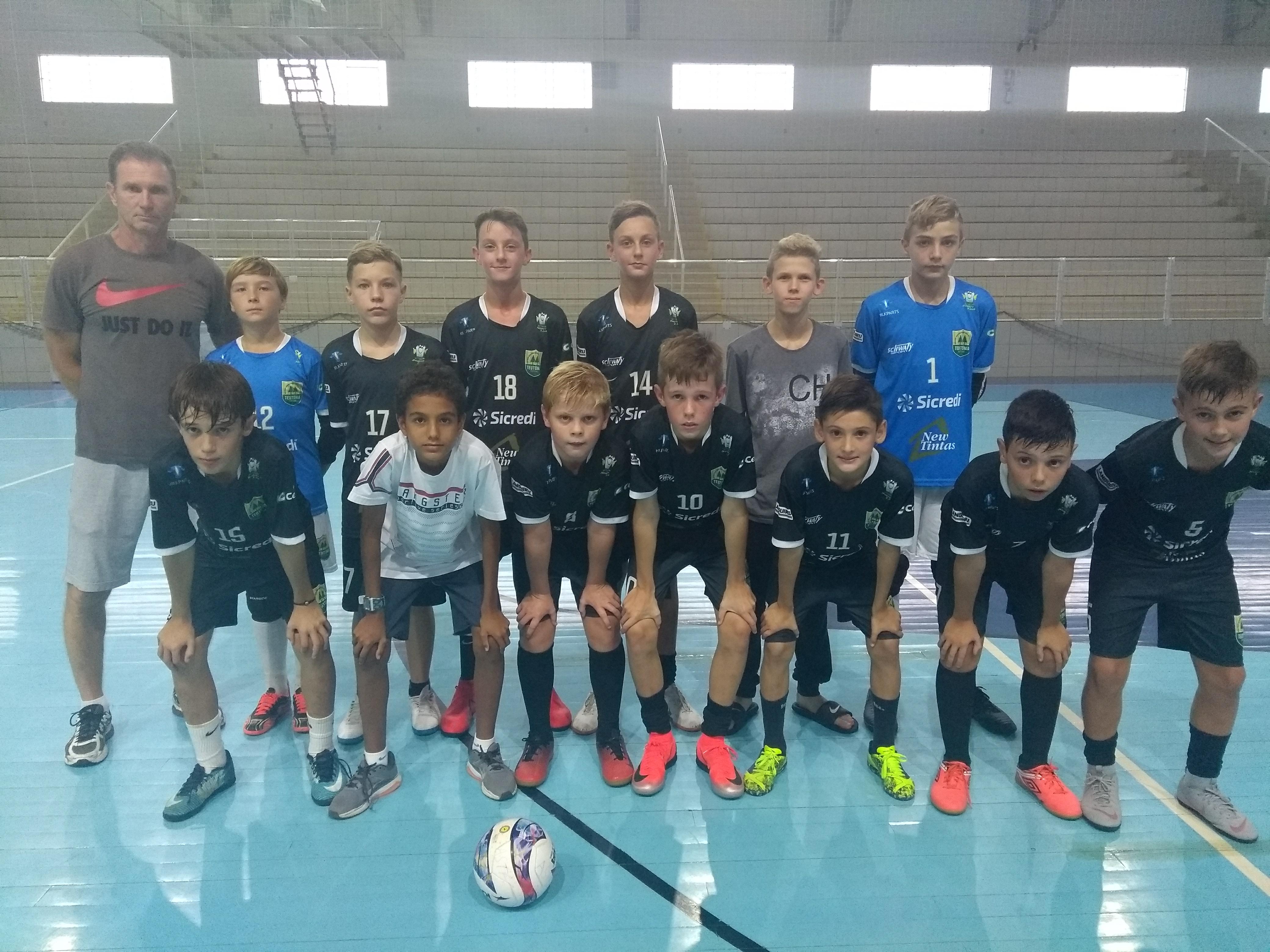 Sub-15 da Teutônia Futsal estreia com derrota no Gauchão de Futsal - Folha  Popular